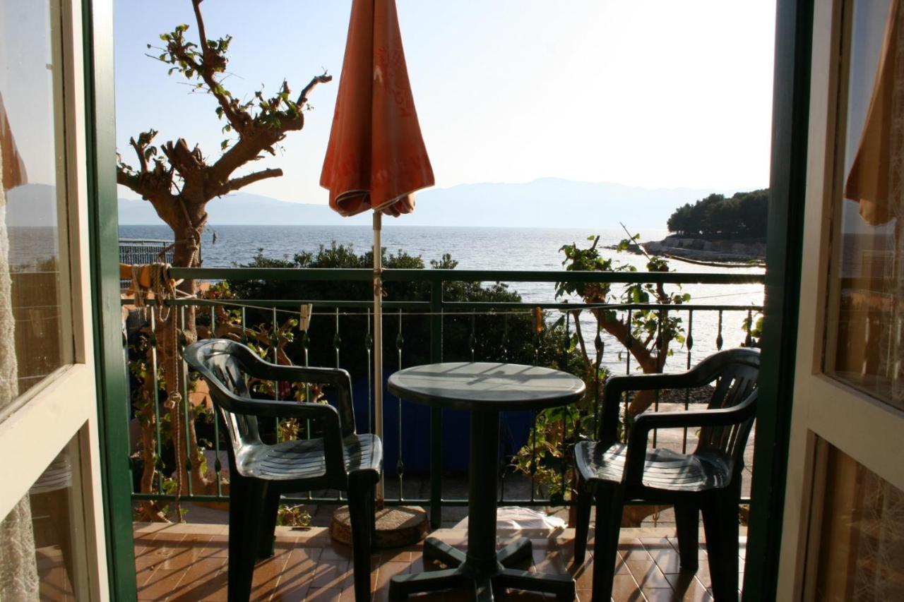 Apartments And Rooms By The Sea Sucuraj, Hvar - 4029 Dış mekan fotoğraf