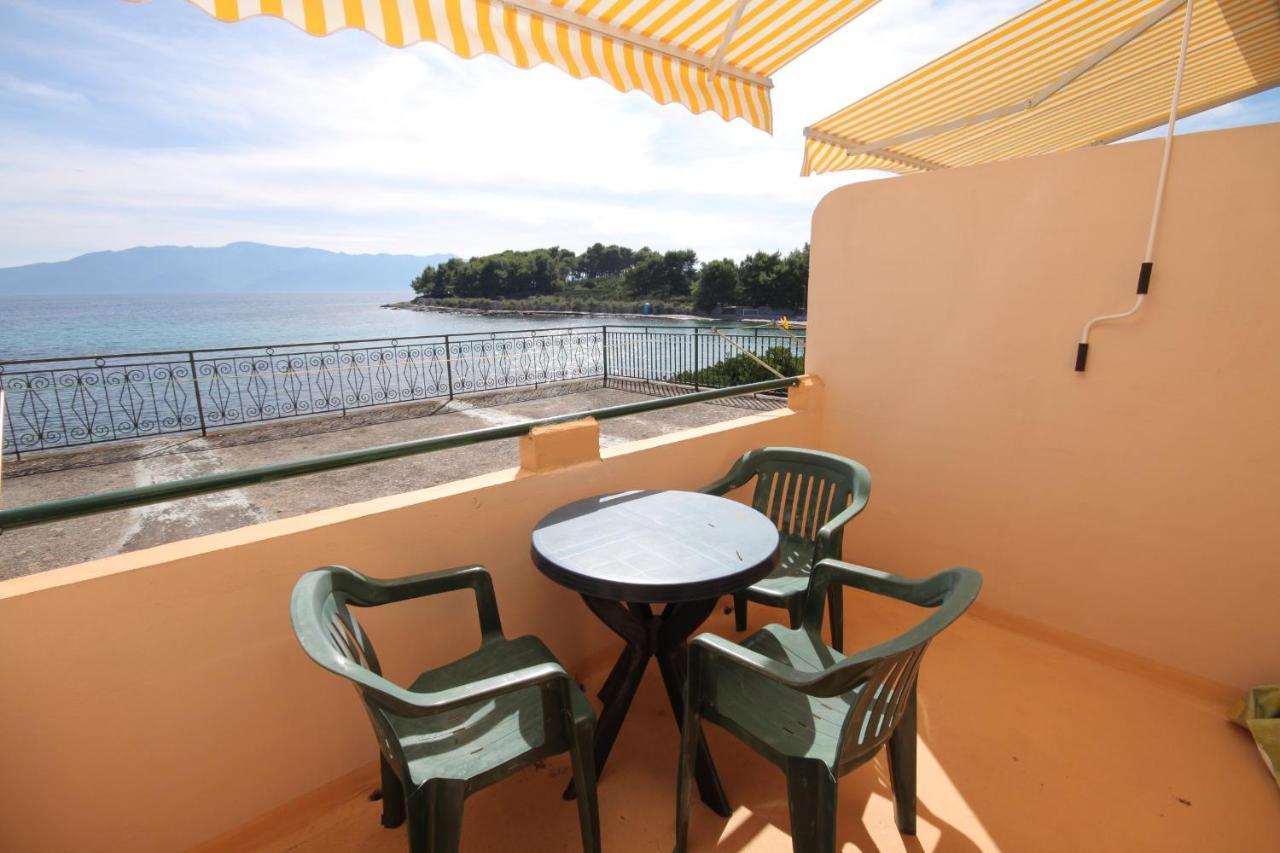 Apartments And Rooms By The Sea Sucuraj, Hvar - 4029 Dış mekan fotoğraf